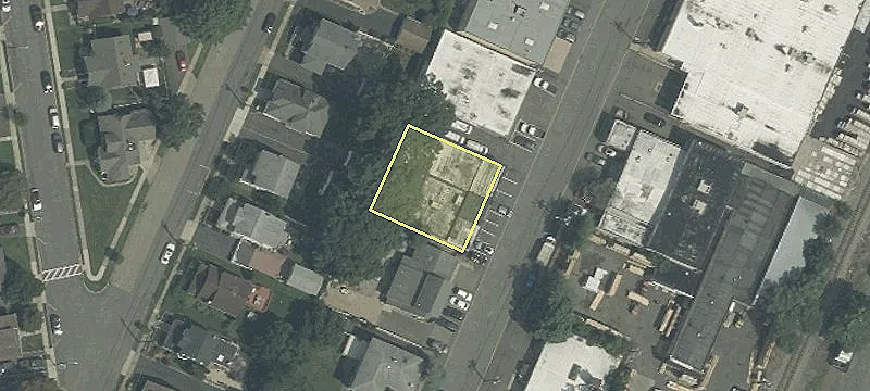76 Ethel Ave