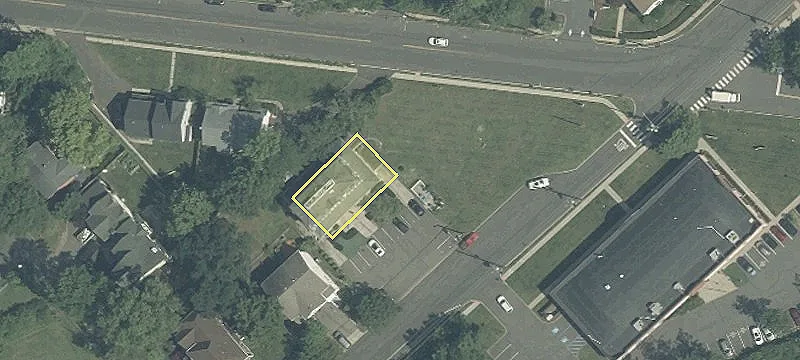 756 Middlesex Ave