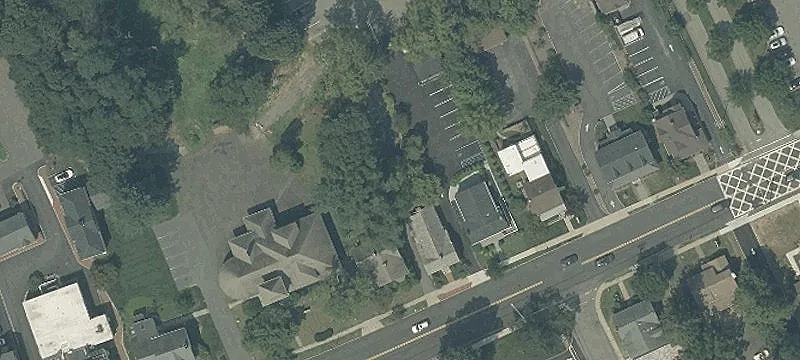 14 Main St