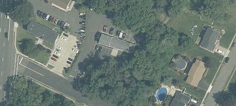 6 Inverness Dr