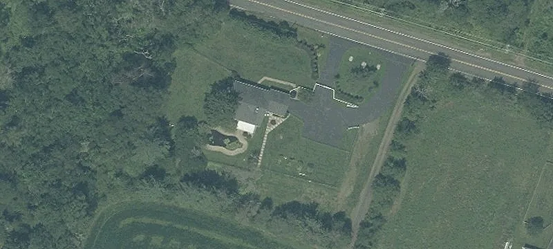 124 Hillsborough Rd