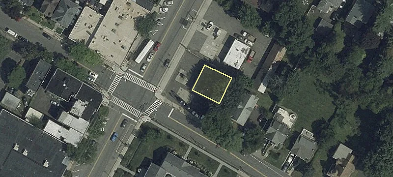 431 Broad Ave