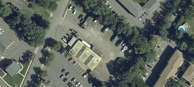 90 Midland Ave