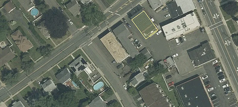523 Main St