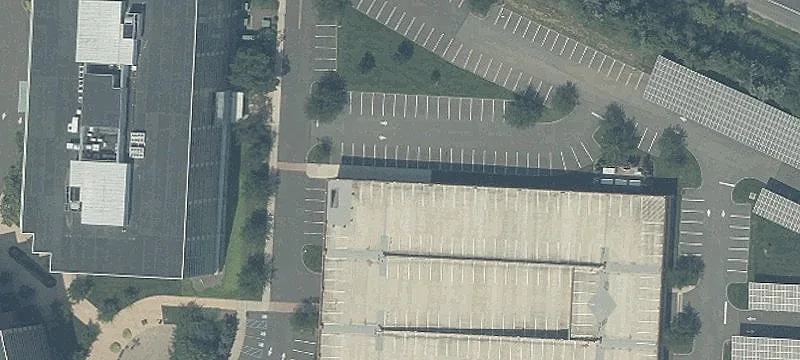 400 Xing Blvd