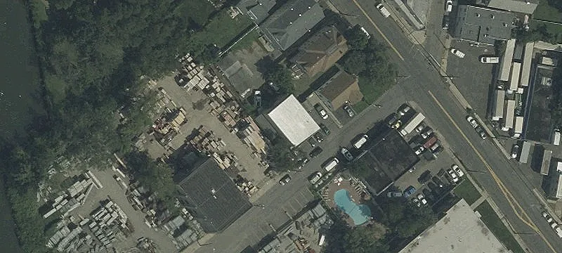 2 Eucker St