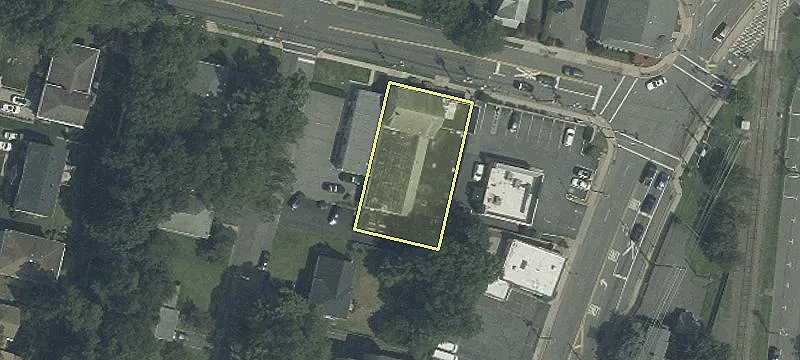 13 Ackerman Ave