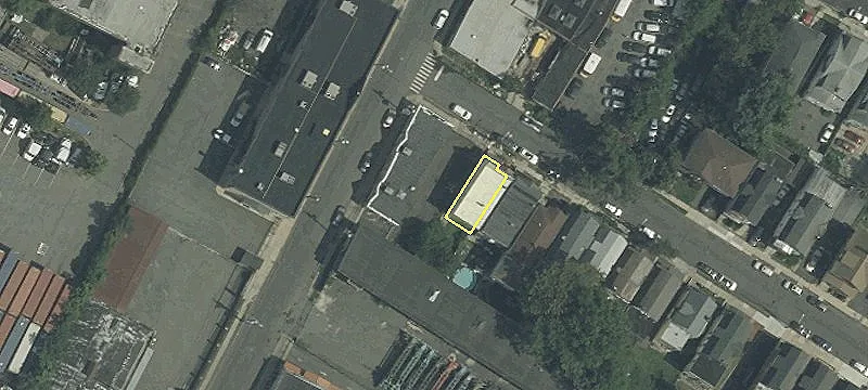 84 Beverly St