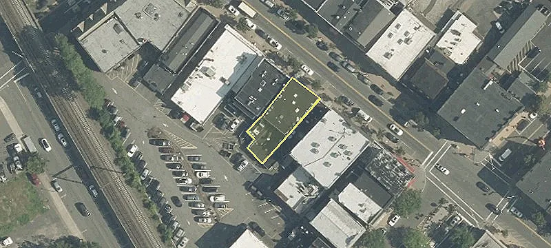 47 Main St