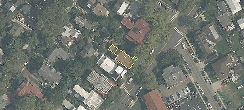 631 Columbia Ave