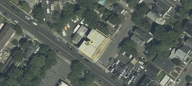 1009 Chancellor Ave
