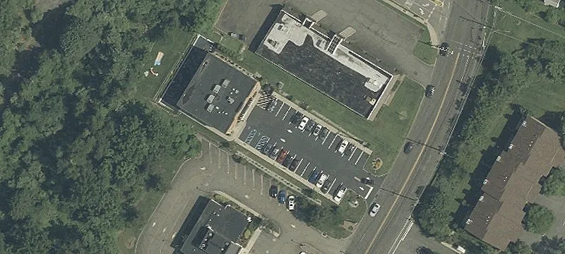 60 Riv Rd