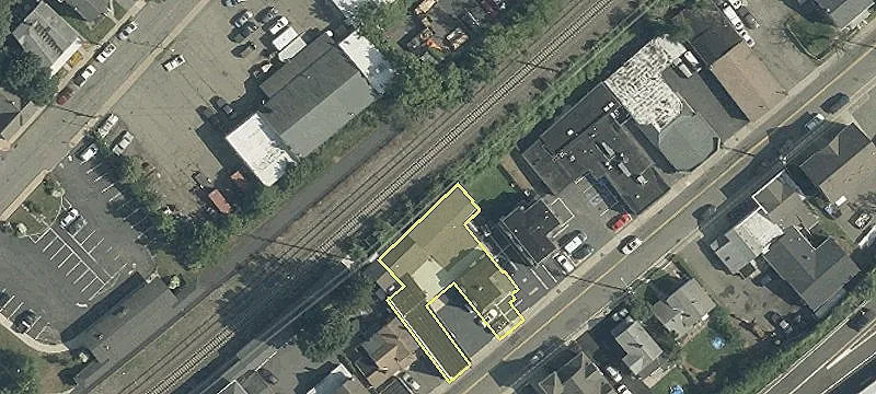 202 Myrtle Ave
