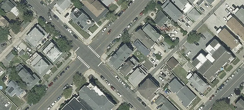 637 Wesley Ave