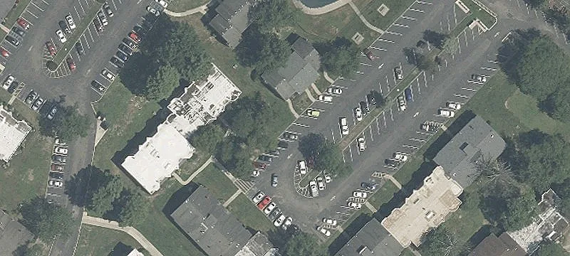 1800 Laurel Rd
