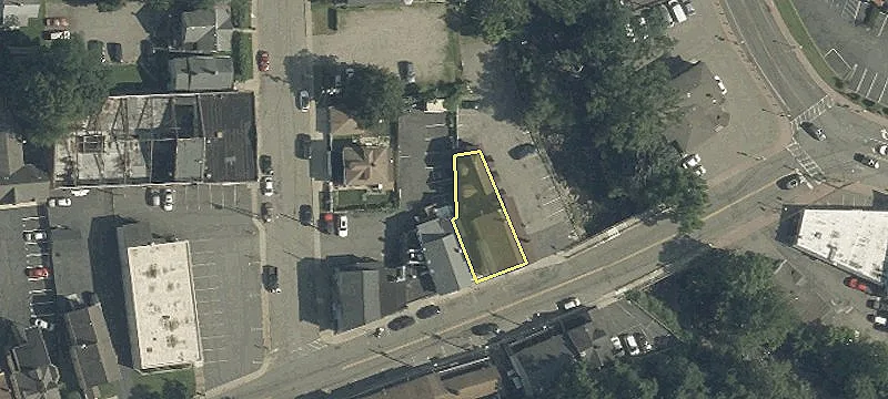 12 Main St