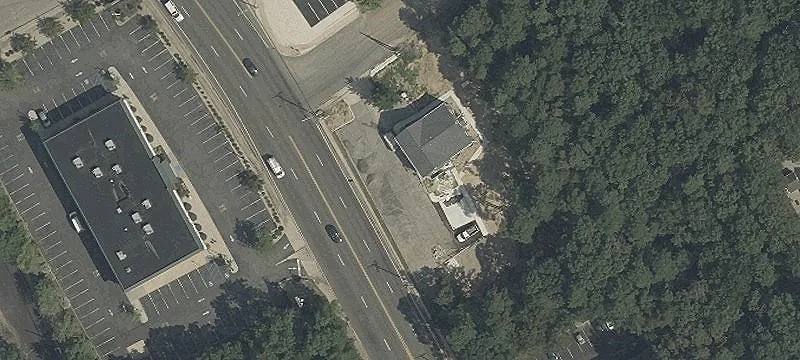 720 Lacey Rd