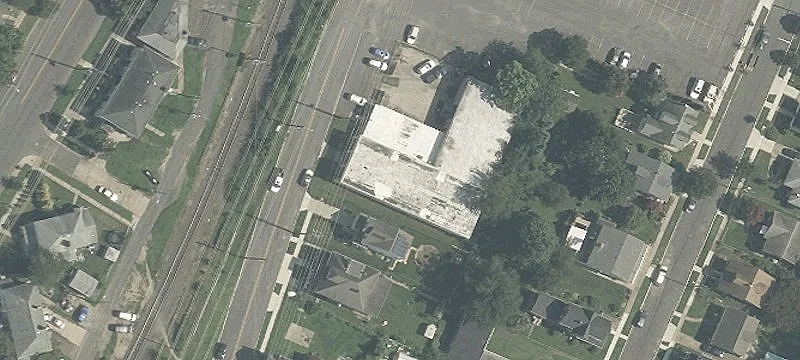 7 Railroad Ln