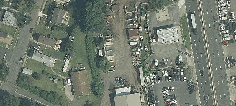 10 Cross Ave