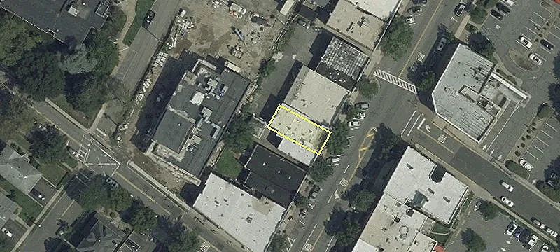 330 Broad Ave