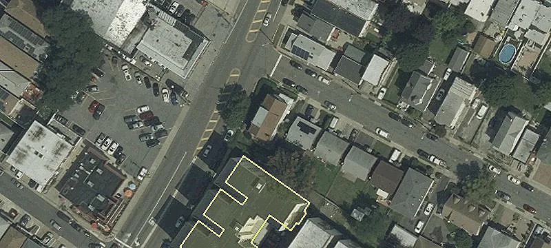 10 Bergen Blvd
