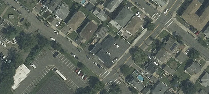 200 Main St