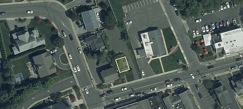 35 Bch Rd