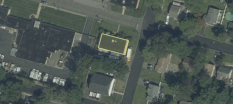 145 Woodland Ave