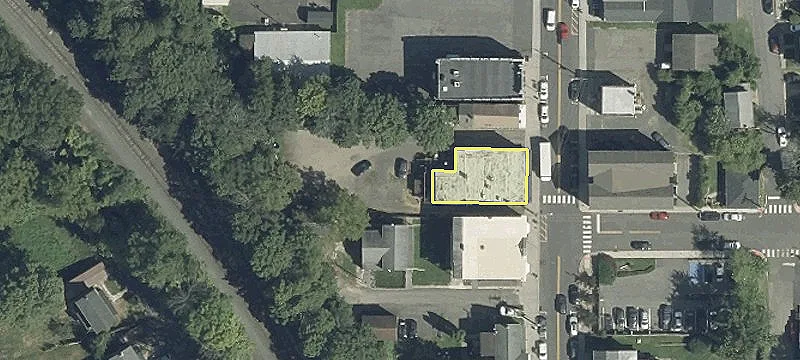 37 Main St