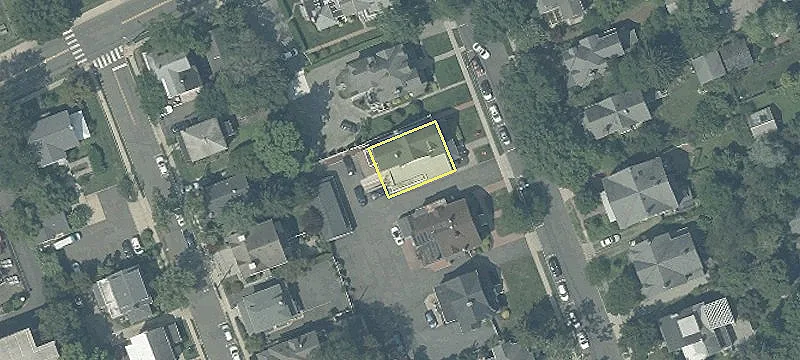 40 Vandeventer Ave