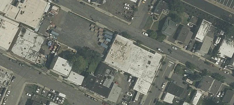 89 Roosevelt Ave