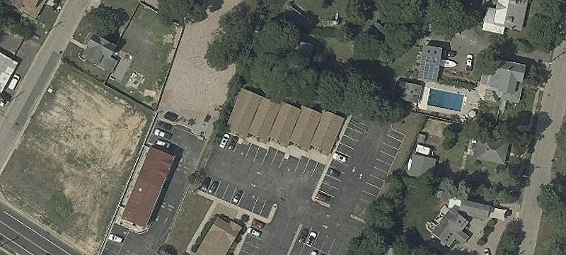 102 Bay Ave, Unit 7