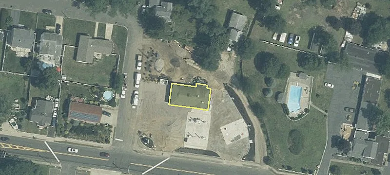 375 Middle Rd