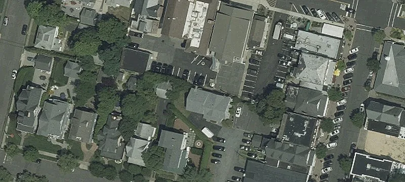 1301 3rd Ave