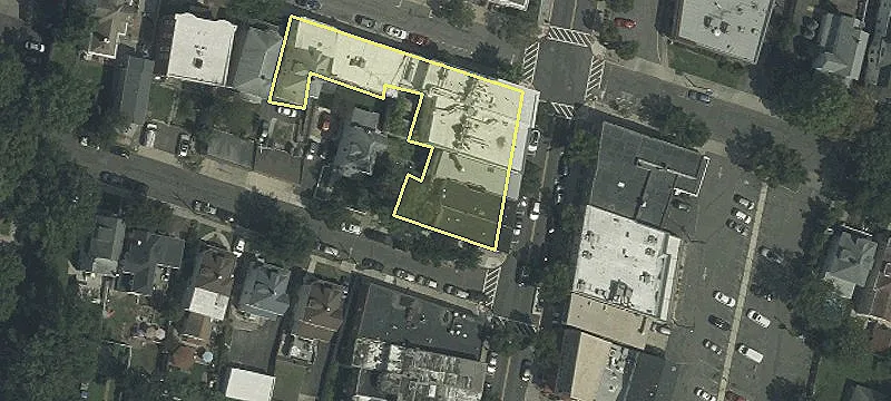 224 Main St