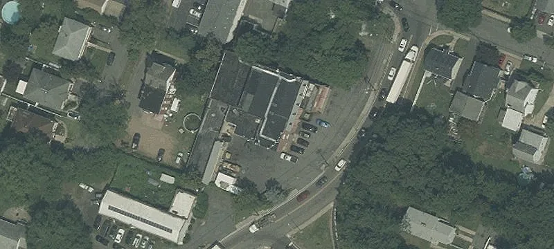 10 Squirrelwood Rd