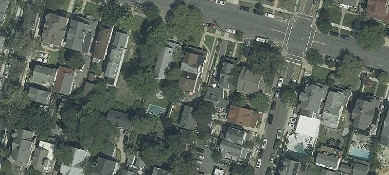 604 2nd Ave