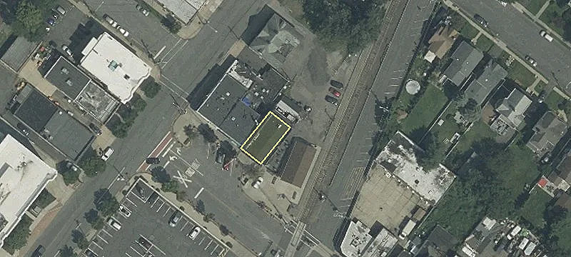 126 Anderson St