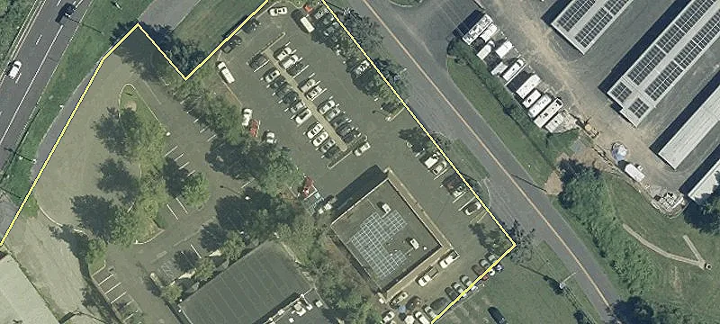 2 Carnegie Rd
