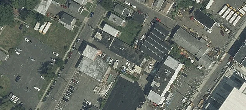 428 Tompkins St