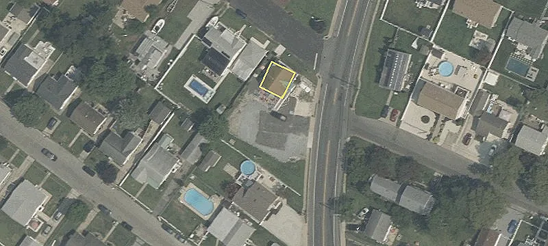 2301 Bayshore Rd