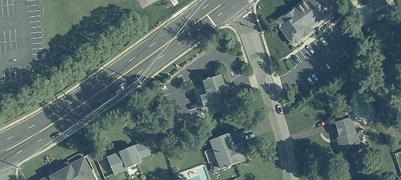 2 Majestic Ave