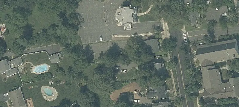 135 Finley Ave
