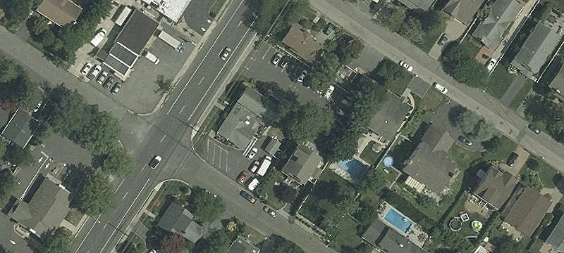 304 Un Ave