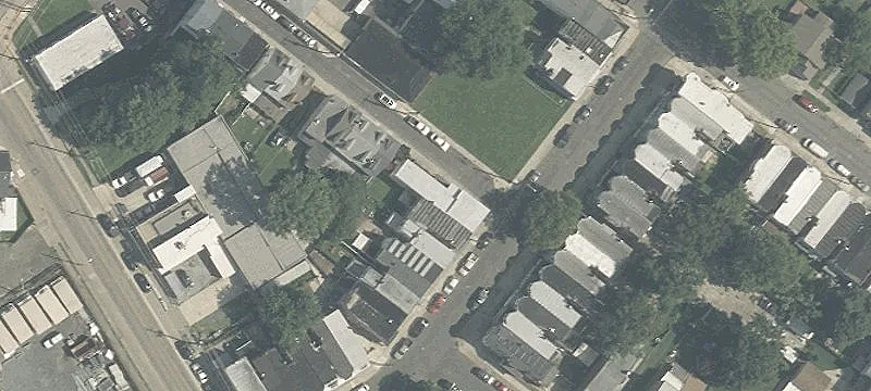 229 3rd St