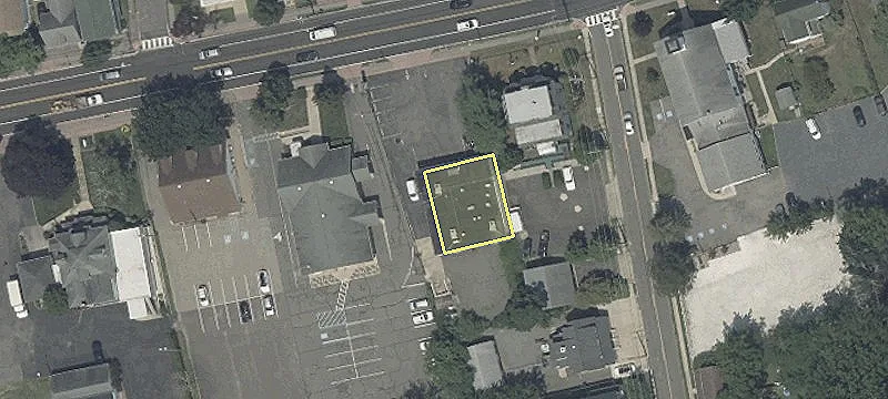 156 Main St