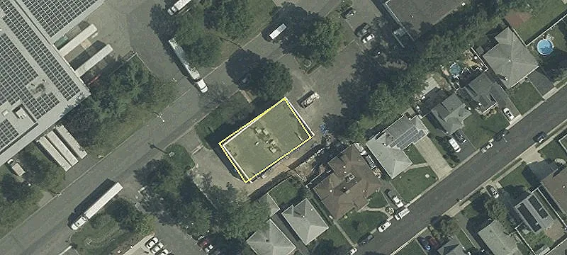 46 Jackson Dr