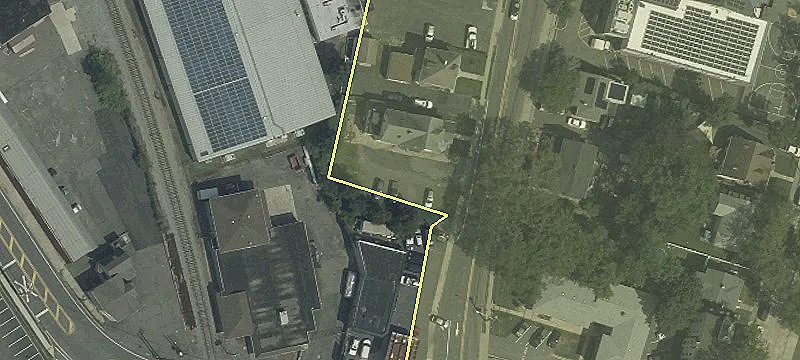 290 Riv Rd