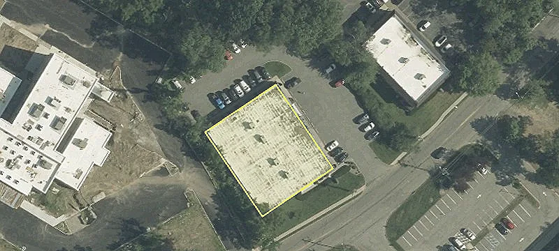 40 Baldwin Rd