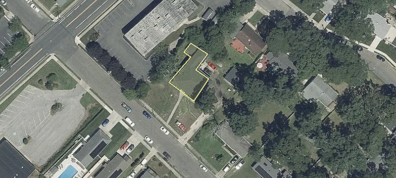 425 Fairbanks Ave